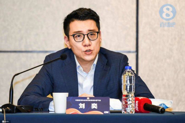 【比赛关键事件】第42分钟，尼尔森右路横传，恩凯提亚推射破门！